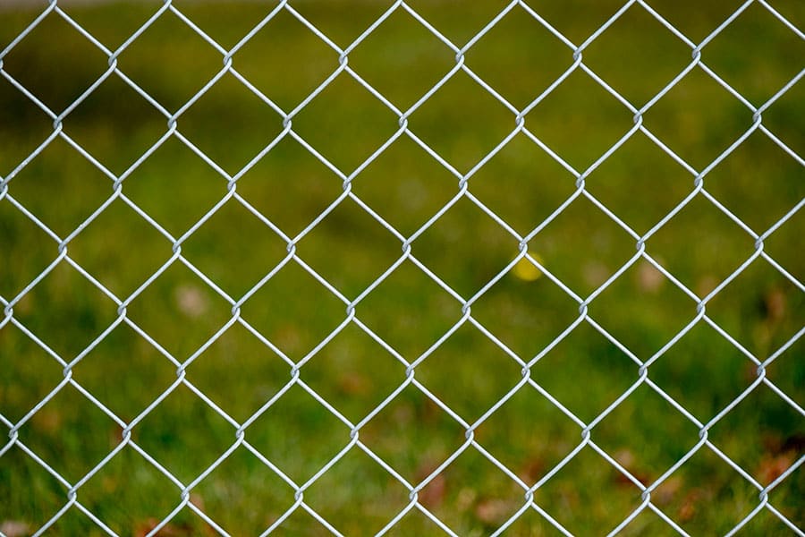 Malla de simple torsión instalada en Zaragoza